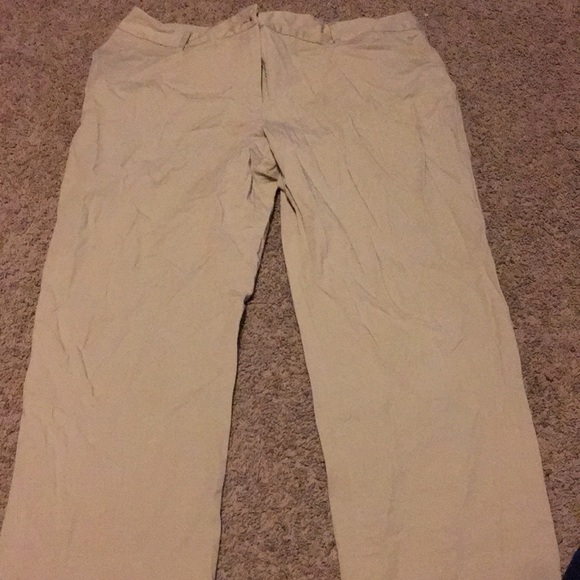 Unlisted by Kenneth Cole Pants - Unlisted by Kenneth Cole size 14 capris
